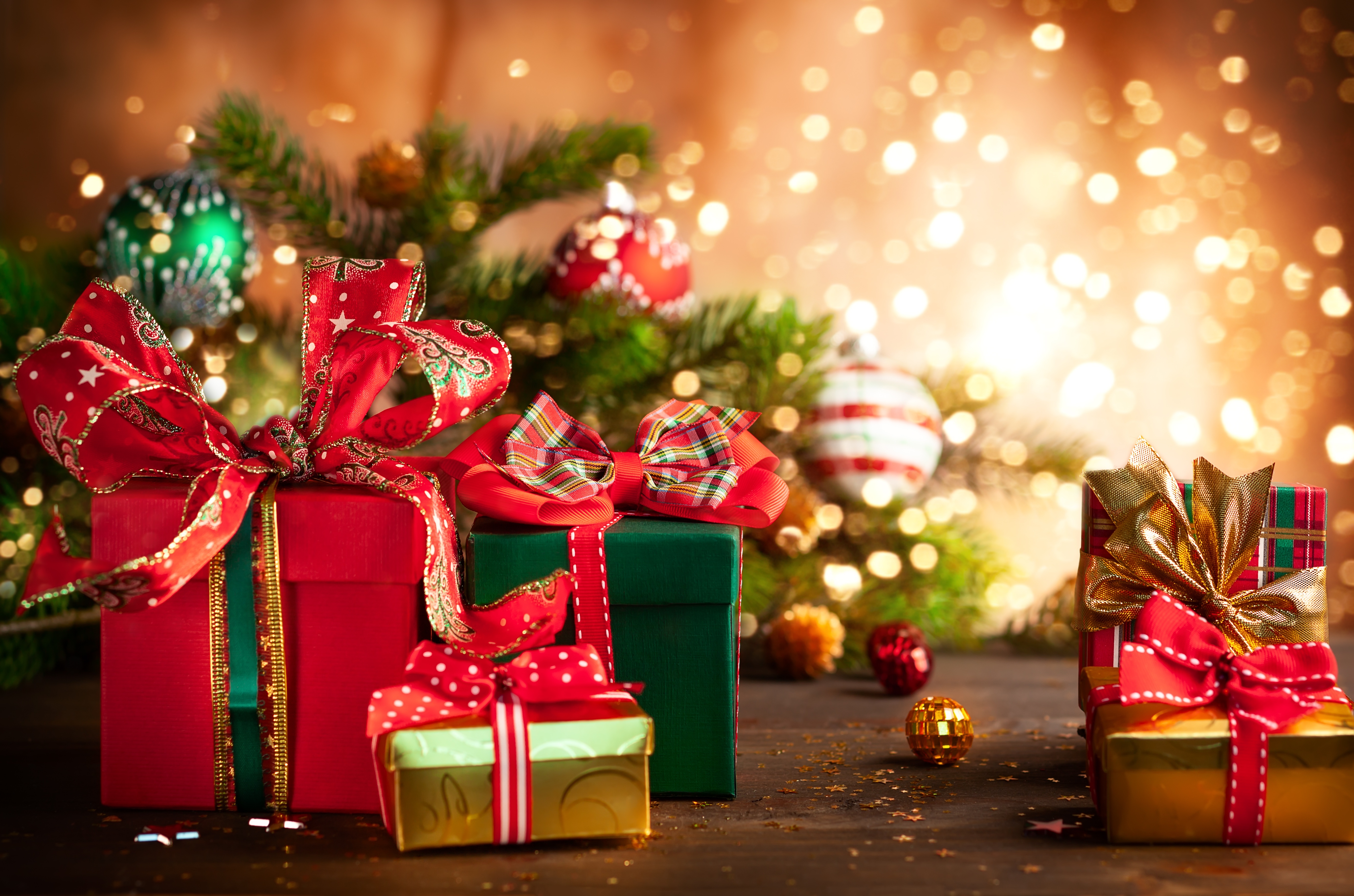 «Новогодняя история о неподаренных подарках»