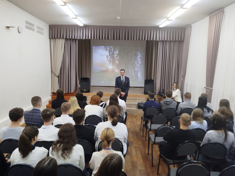 Познавательная встреча с доцентом кафедры гражданского права и процесса Тульского института (филиала) ВГУЮ (РПА Минюст России).