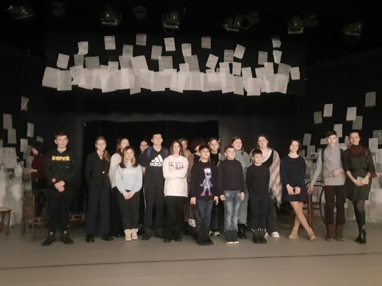 Учащиеся нашей школы посетили Тульский театр драмы.